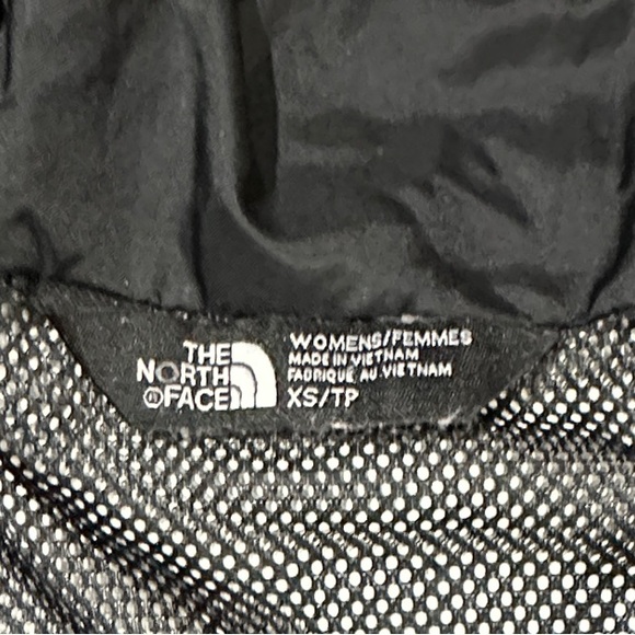 The North Face Black Hooded Shell Jacket - Picture 2 of 4